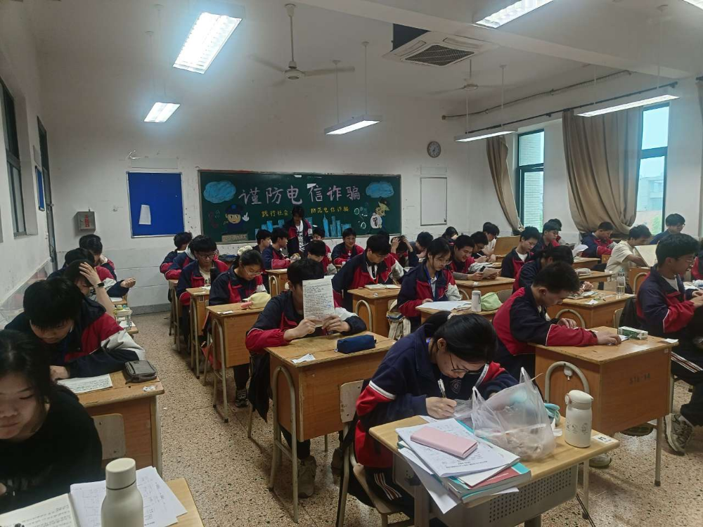 24ba1eacc5e54638bcecb367937c57a3.png