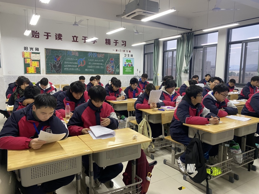 2f15707f34ee4ab38ff881a59f183032.jpg